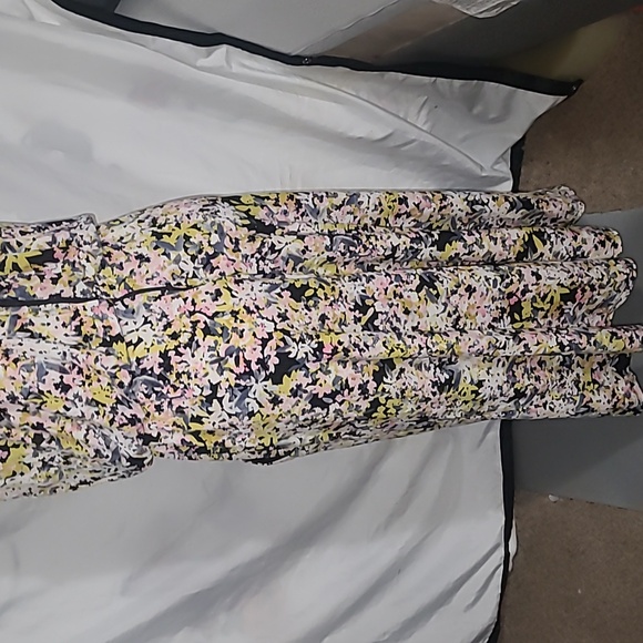 London Times JumpSuit - Picture 7 of 8